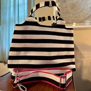 VERY RARE Lesley Evers MARISOL tote Black and White Stripe - O/S